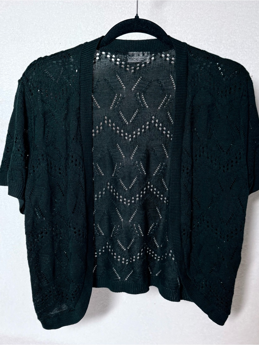 Alexis Taylor lightweight Short-Sleeve Cardigan Sweater - Black - Size Large
